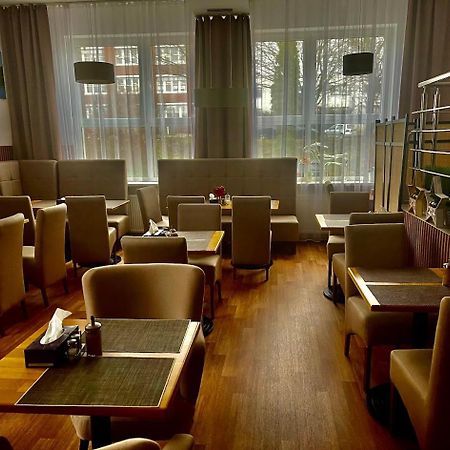 Hotel Denbu Hamburg-Harburg Buitenkant foto
