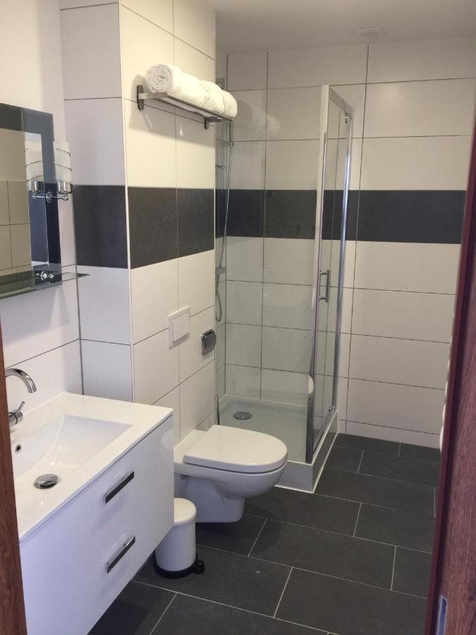Hotel Denbu Hamburg-Harburg Buitenkant foto