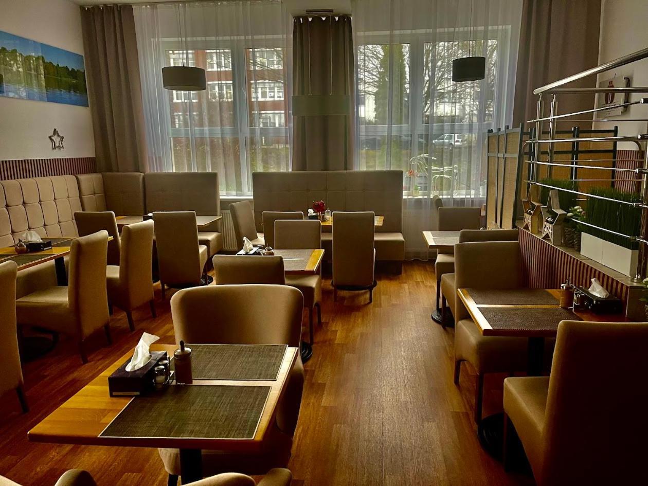 Hotel Denbu Hamburg-Harburg Buitenkant foto