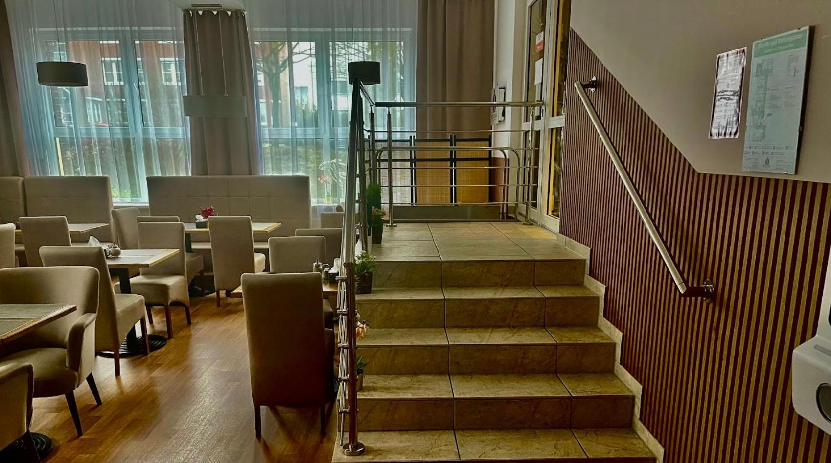 Hotel Denbu Hamburg-Harburg Buitenkant foto