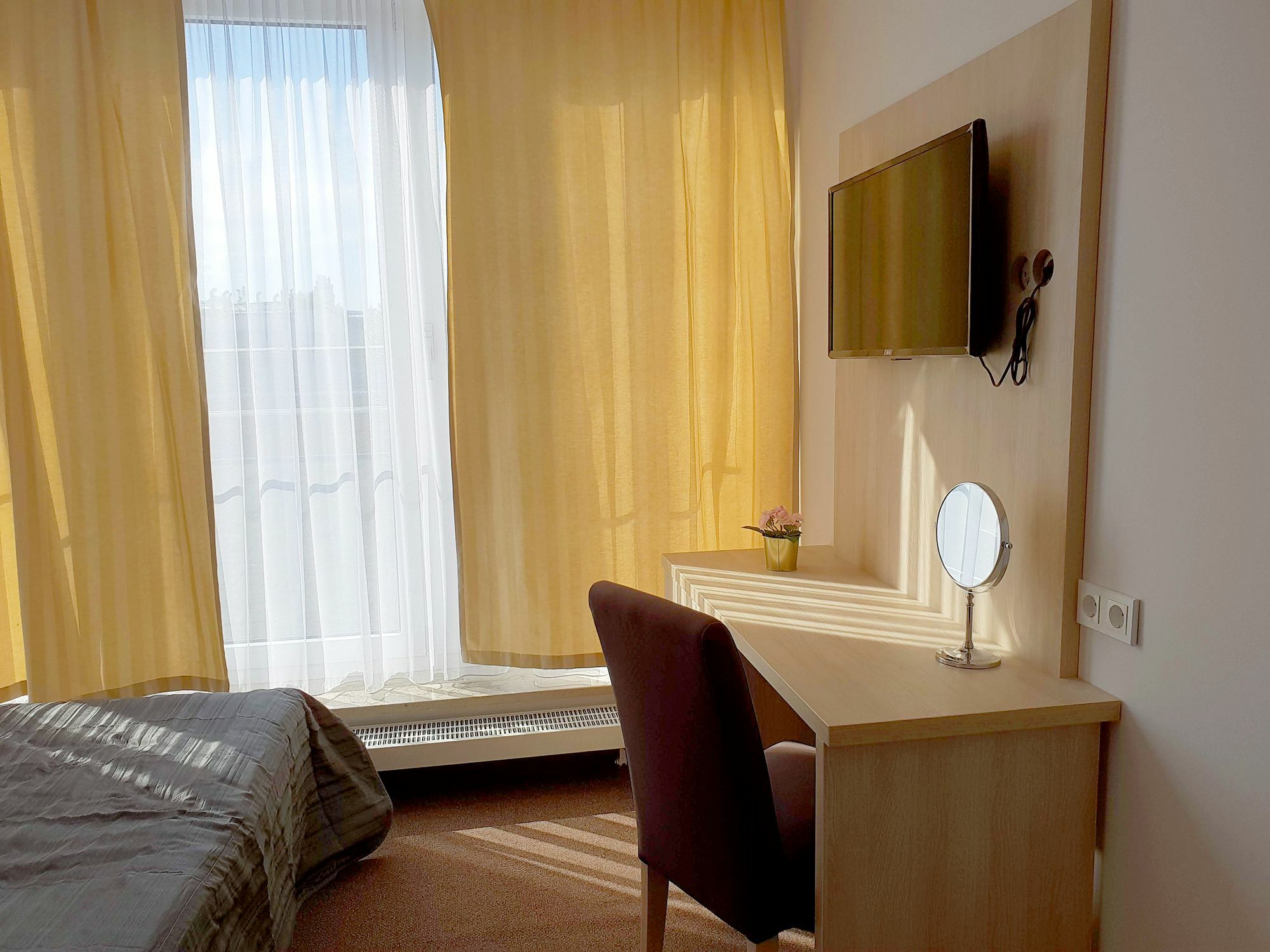 Hotel Denbu Hamburg-Harburg Buitenkant foto