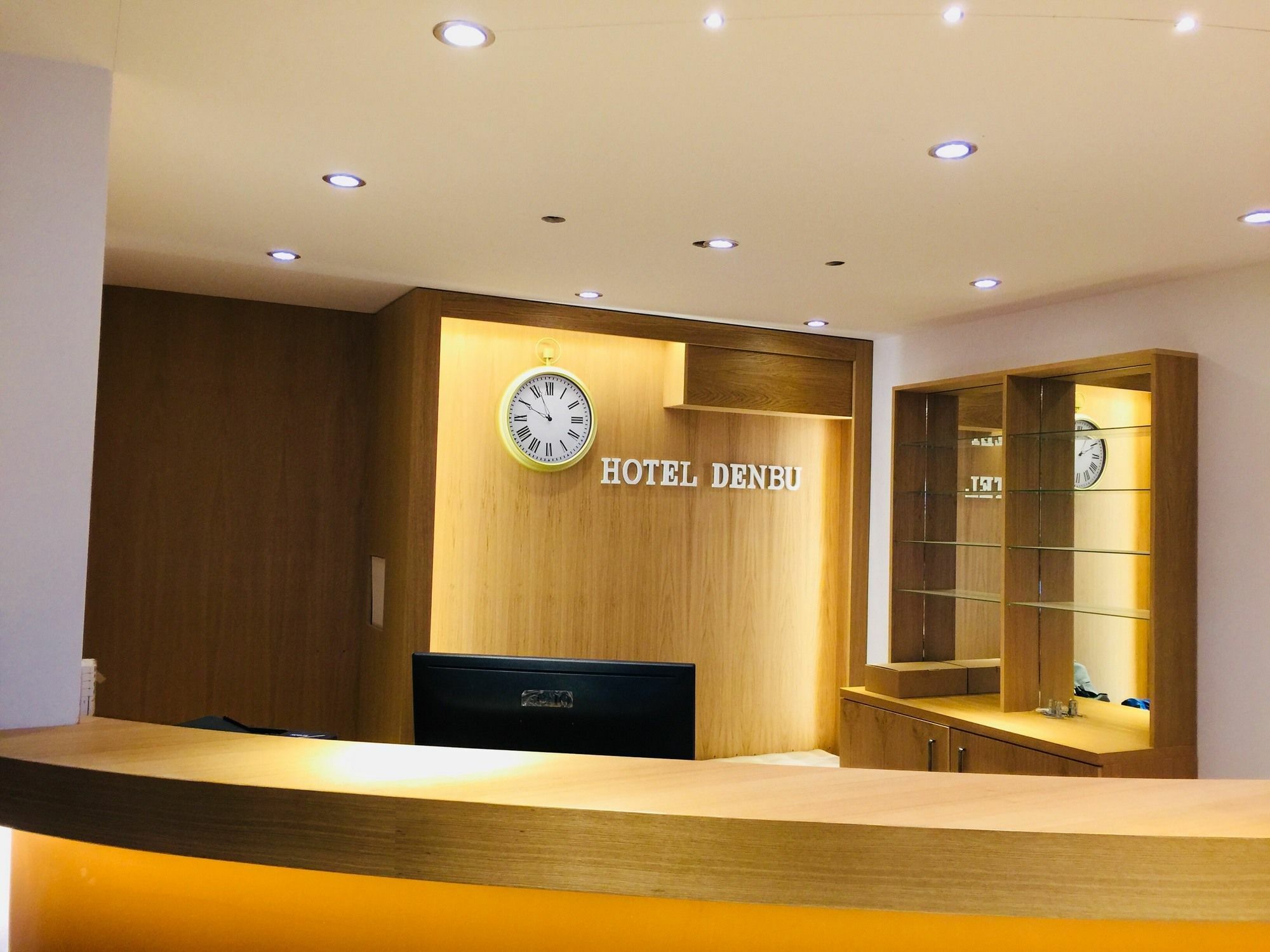Hotel Denbu Hamburg-Harburg Buitenkant foto