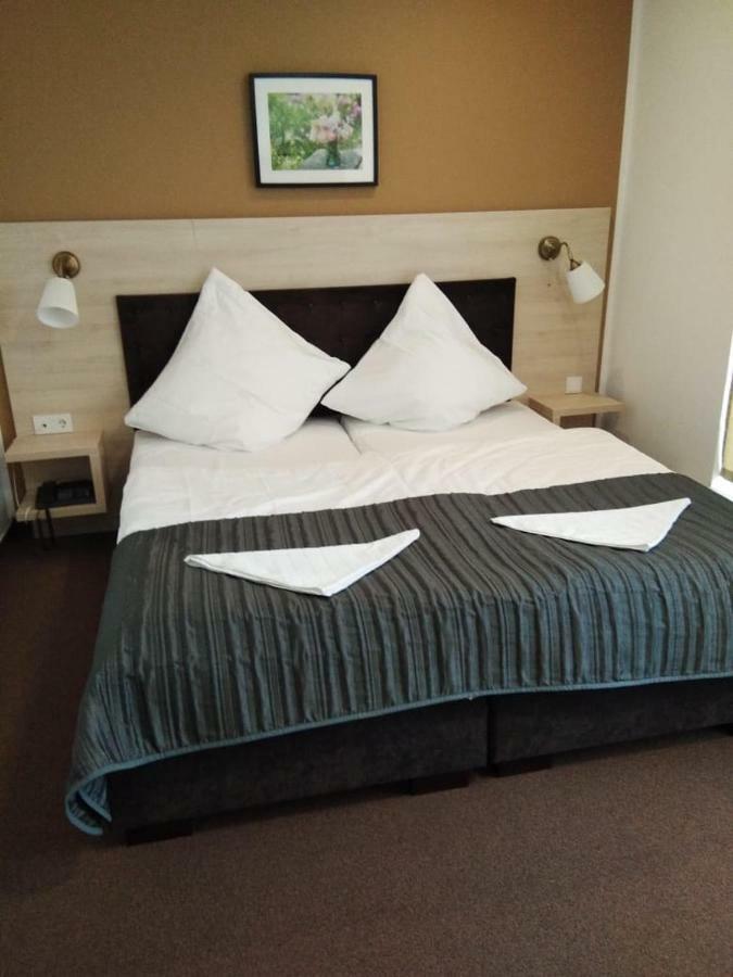Hotel Denbu Hamburg-Harburg Buitenkant foto